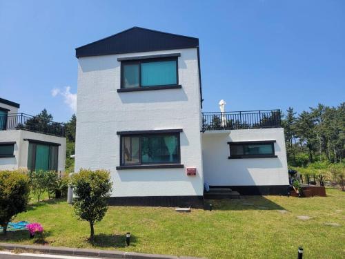 B&B Jeju - Saeville Stay - Bed and Breakfast Jeju