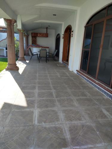 Erkély/terasz, HERMOSA CASA EN CUERNAVACA: JARDÍN DEL LAGO (HERMOSA CASA EN CUERNAVACA: JARDIN DEL LAGO) in Santa Maria Ahuacatitlan