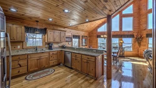 Coppertree Getaway in Blue Ridge, USA