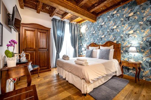 1 queen bed