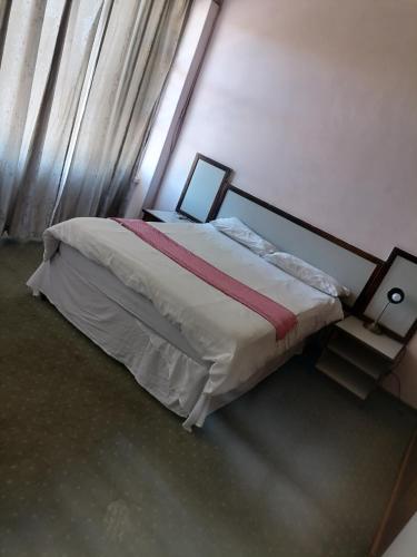 . Caponero La Villa Accommodation