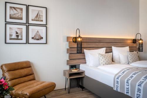 Small Double Room image 4