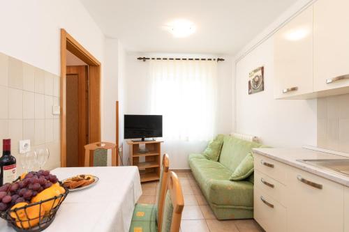 Two-Bedroom Apartment image 4