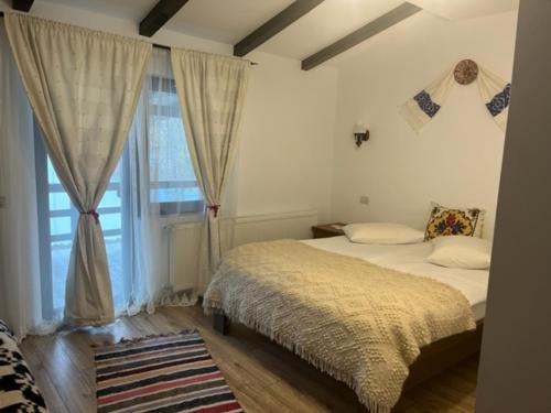 Double Room with Balcony (2 Adults + 1 Child)