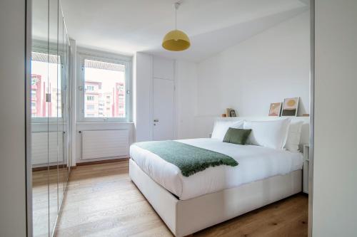 Palace Apartment by Quokka 360 - Comfortable Stay Close to Lugano Lido, Lugano (foto 3)