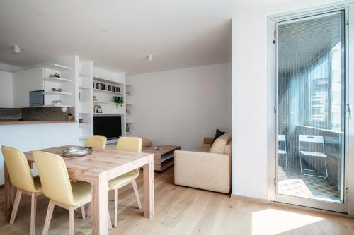 Palace Apartment by Quokka 360 - Comfortable Stay Close to Lugano Lido, Lugano (foto 8)