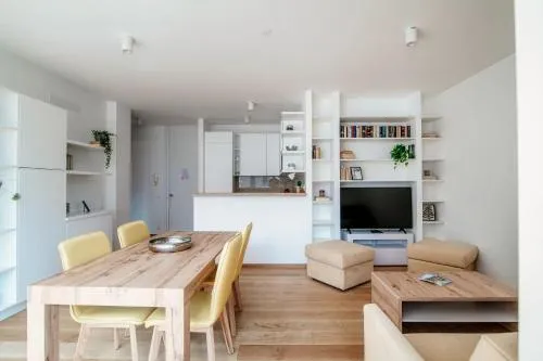 Palace Apartment by Quokka 360 - Comfortable Stay Close to Lugano Lido in Lugano, Schweiz