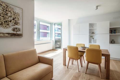 Palace Apartment by Quokka 360 - Comfortable Stay Close to Lugano Lido, Lugano (foto 10)
