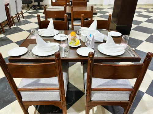 บริการและสิ่งอำนวยความสะดวก, Hotel The Orion Express in สนามบินไชยปุระ