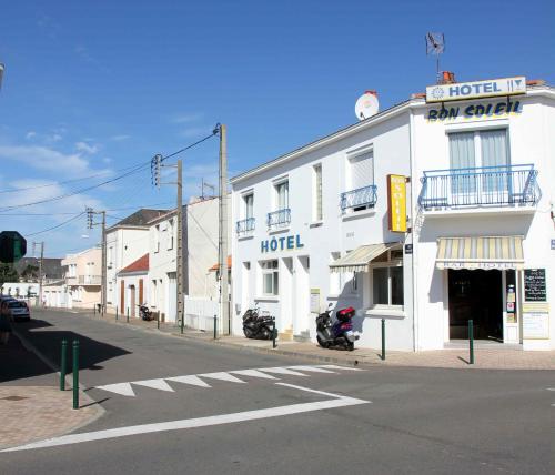 Hotel le Bon Soleil - image 2