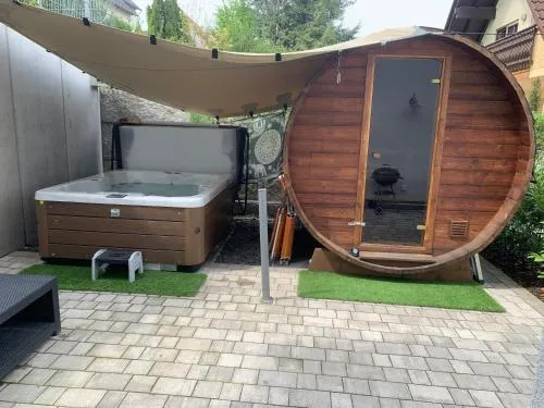 4 * Wohnung SPA Whirlpool & Sauna in Seenähe in Ramsberg, Österreich
