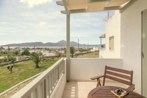 Erkély/terasz, Konstantinos near Mílosz-szigeti nemzeti repülőtér