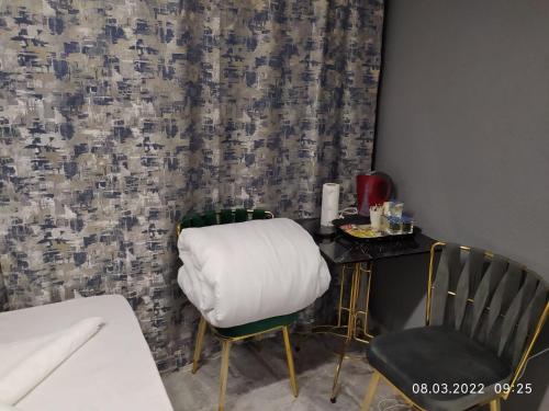 Eyüp Kral Small Suit (Eyup Kral Small Suit) in Eyup