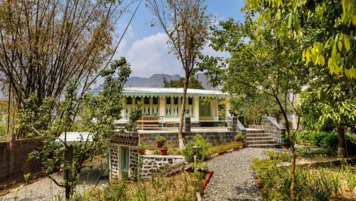 The Bungalows Lake Side, Naukuchiatal by Leisure Hotels