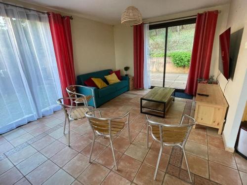 Villa Salagou - Vue sur le lac - Liausson 34800 - 6-8 pers - 100m2 in Moureze