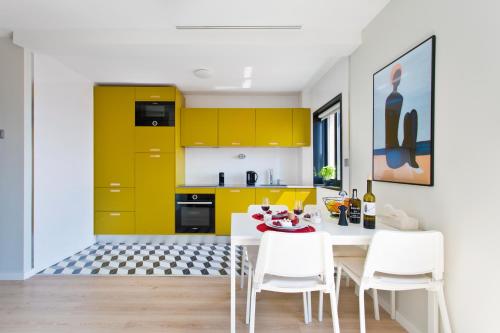 Ocean Scene 2 bed Apt, Porto (photo 4)