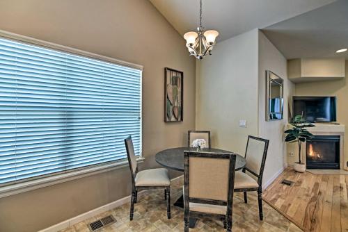 Stylish Windsor Townhome with Balcony and Golf! in Windsor (CO)