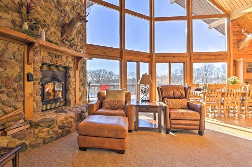 Lodge with Indoor Pool, Along Devils Lake Park, Merrimac (foto 4)