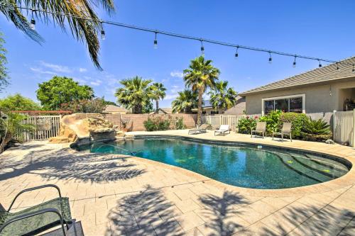 B&B Queen Creek - Luxe Queen Creek Escape Private Pool and Yard! - Bed and Breakfast Queen Creek