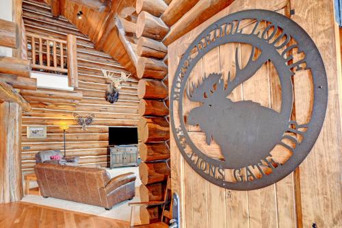 Luxury Log Lodge With Hot Tub & Great Views - 500 Dollars Of FREE Activities & Equipment Rentals Daily in Winter Park, USA