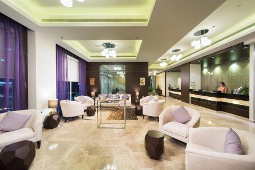 Lobby, Centara Muscat Hotel Oman in Muscat