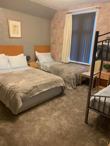 Chaplins Hotel in Blackpool City Center