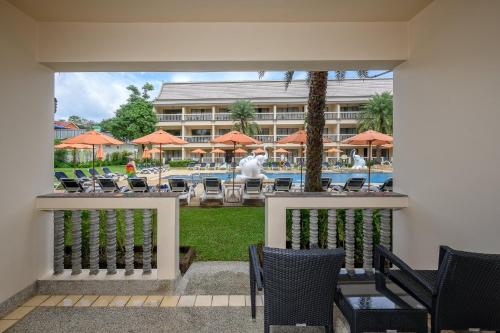 room detail thumbnail 2