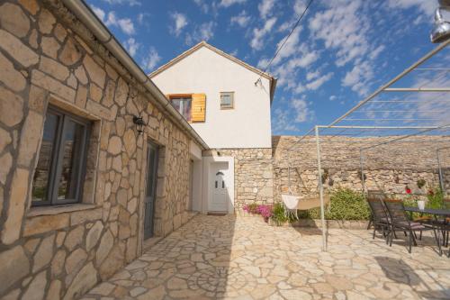 Holiday Home Luka - image 9
