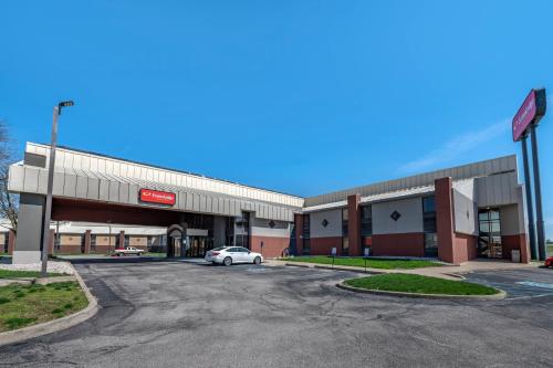 Suburban Extended Stay Hotel - image 13