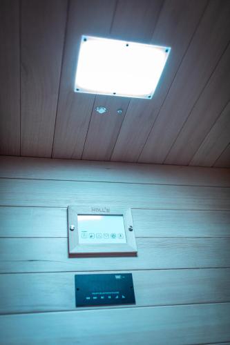 Suite L'echappee - Maison romantique - SPA & Sauna Privatif- Pole Dance - Lit rond avec miroir au plafond