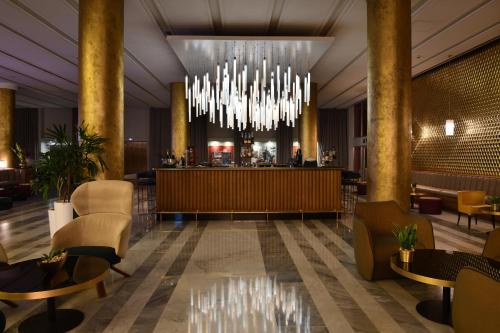 酒吧/休闲厅, 科特迪瓦阿比尚索菲特酒店 (Sofitel Abidjan Hotel Ivoire) in 阿比尚