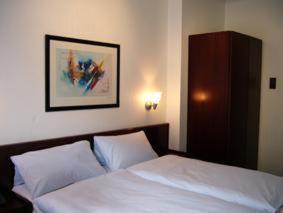 Hotel Berliner Hof - image 7