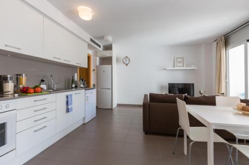 kuhinja, Apartamentos Cornellalux 2 in Cornellà de Llobregat