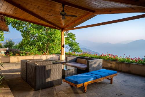 Tree of Life Junoon in the Hills, Kainchi Dham photo 4