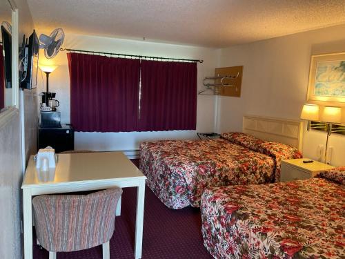 Front Street Inn in เครสเซนต์ ซิตี้ (CA)