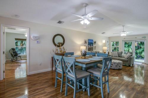 Private Tropical Paradise Guesthouse! in Royal Palm Beach (FL)
