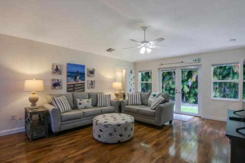 Private Tropical Paradise Guesthouse! in Royal Palm Beach (FL)