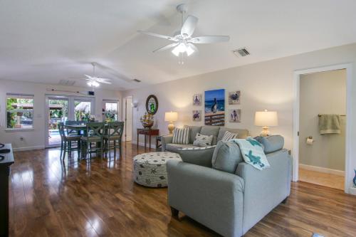 Private Tropical Paradise Guesthouse! in Royal Palm Beach (FL)