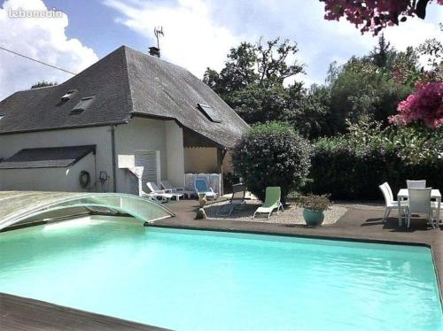 La maison du lac, au cœur de la nature dans les Hautes Pyrénées gîte à louer Espieilh