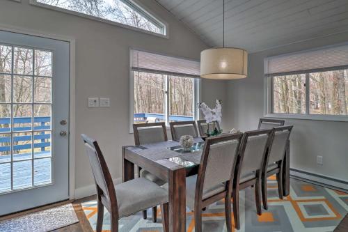 6 Mi to Camelback Slopes! Home w/ Game Room in Tobyhanna Township (PA)