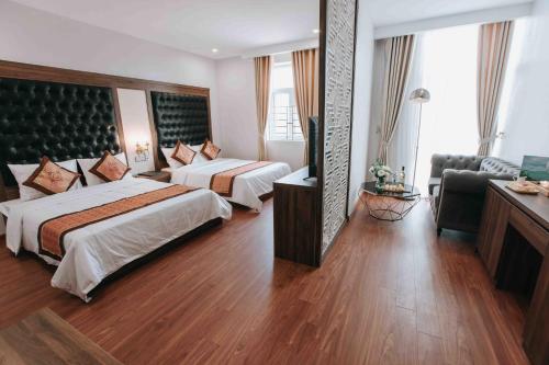 2 double beds