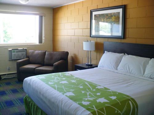 1 queen bed