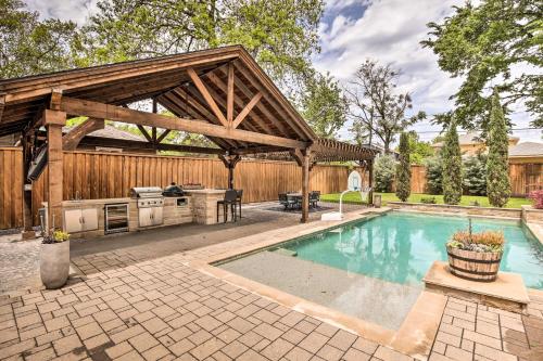 Updated Dallas Getaway with Outdoor Kitchen!