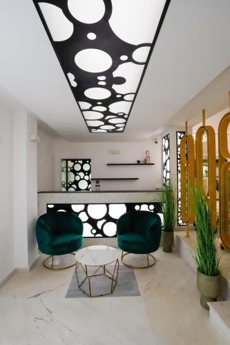 Előcsarnok, Glavatarski Han in Kardzhali