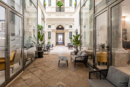 บริการและสิ่งอำนวยความสะดวก, Central Gallery Rooms- Palazzo D'Ali' Staiti XIX in ตราปานี