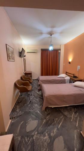 Hotel Cosmos - image 9