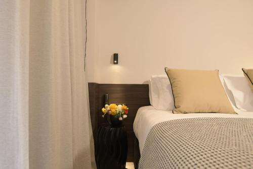 CityZoe Athens Suites - Tap to explore photos