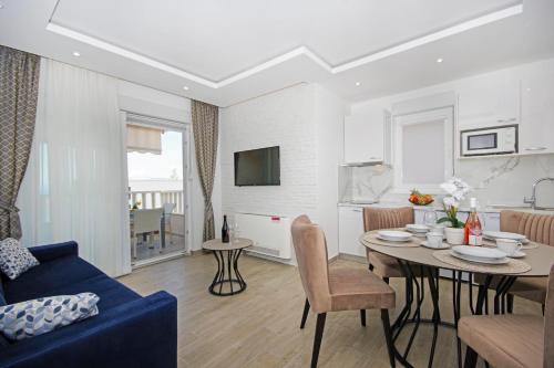 Apartment - Ground Floor image 10