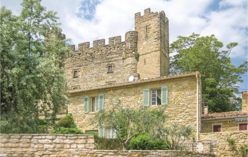 Amazing Home In Castelnau-valence With Kitchen