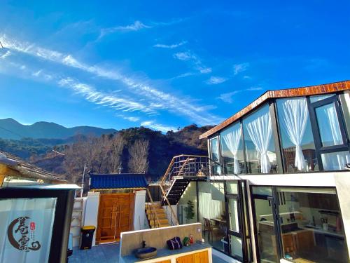 Balcony/terrace, Fancy Cloudy House in Huairou District